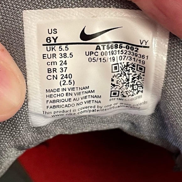 Nike KD Trey 5 VII AT5685-002 Basketball Gray Red Hi Top Sneakers Shoes Size 6Y - Picture 13 of 13